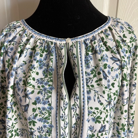 Max Studio Floral Blouse - Picture 6 of 15